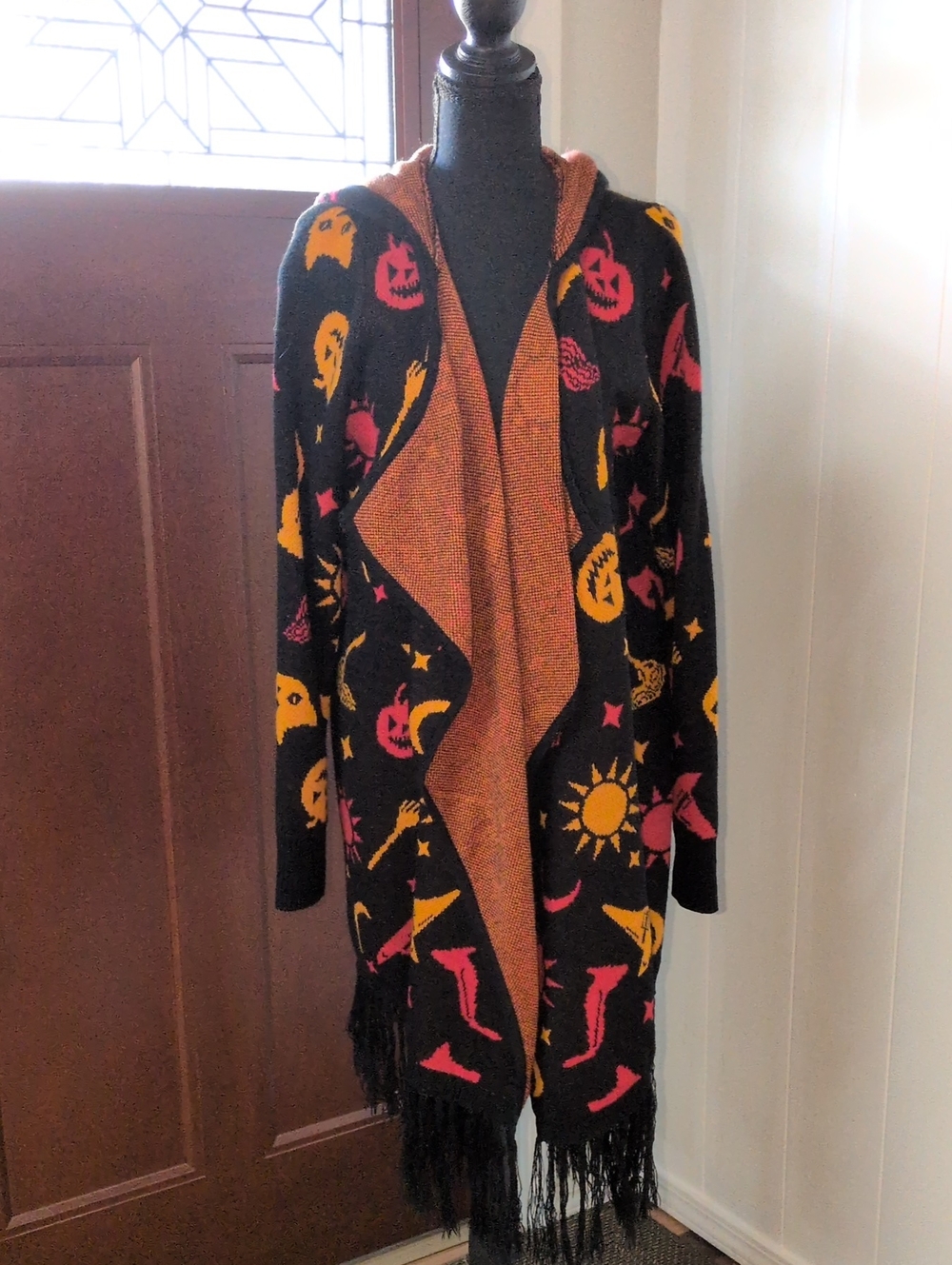 Disney "Dani" Hocus Pocus Cardigan Size XL